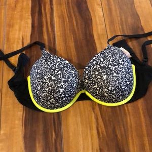 “Wear everywhere push up bra”